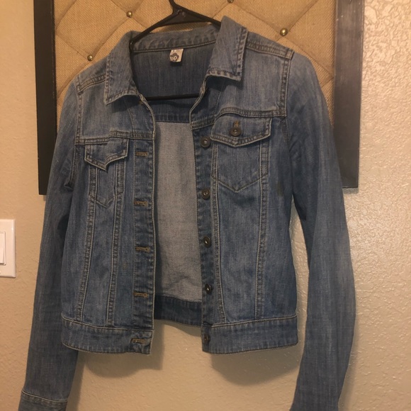Jean Jacket - Picture 1 of 3